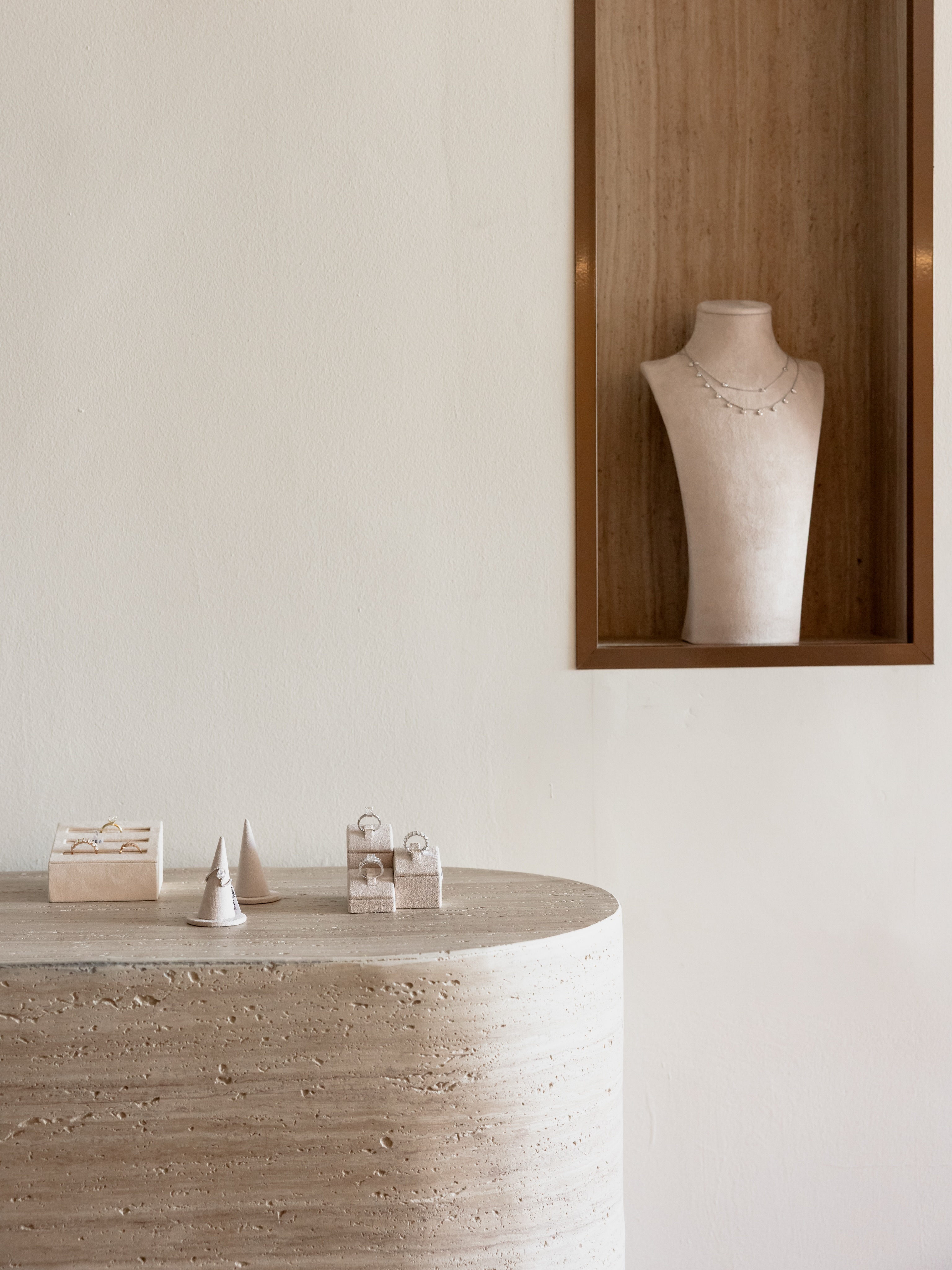 משרד בוטיק לתכשיטים ברמת גן